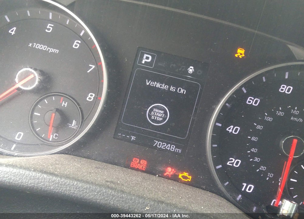 2017 HYUNDAI ELANTRA VIN: KMHD04LB3HU333072