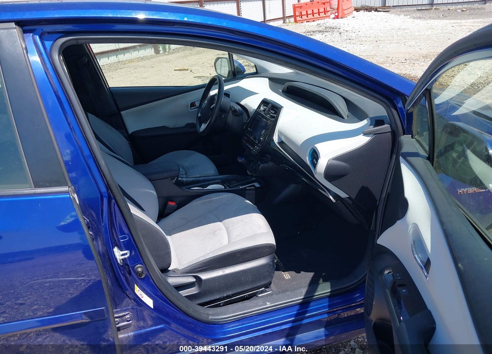 2016 TOYOTA PRIUS THREE VIN: JTDKARFU0G3509437