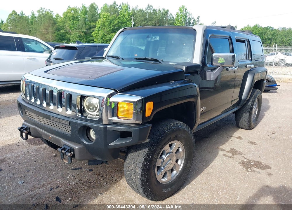 2007 HUMMER H3 SUV VIN: 5GTDN13E378131024