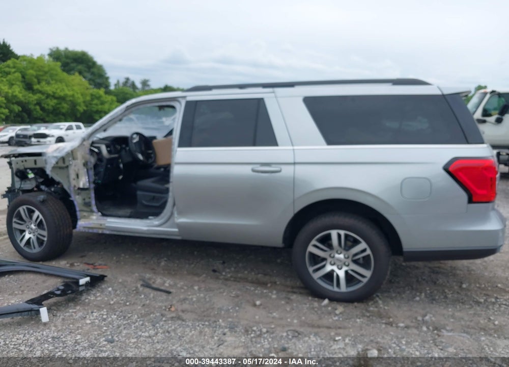 2024 FORD EXPEDITION XLT MAX VIN: 1FMJK1H82REA04528