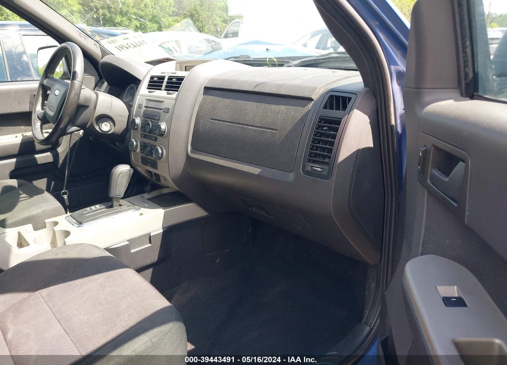 2009 FORD ESCAPE XLT VIN: 1FMCU937X9KA43272