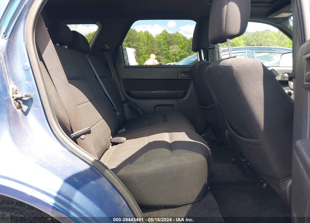 2009 FORD ESCAPE XLT VIN: 1FMCU937X9KA43272