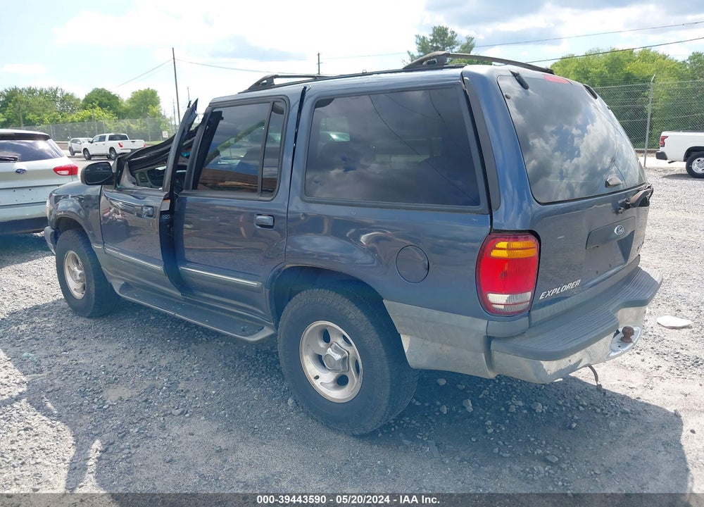 2000 FORD EXPLORER XLT VIN: 1FMZU73E9YZA65458
