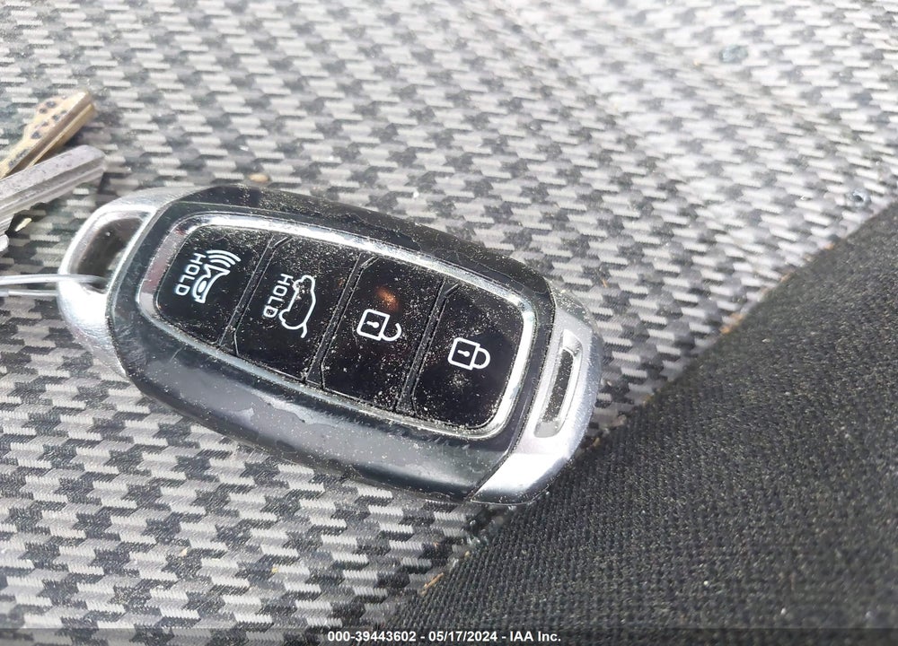 2019 HYUNDAI KONA SEL VIN: KM8K22AA3KU202716