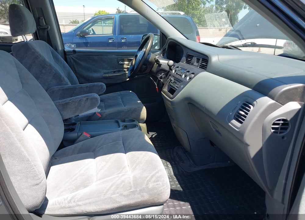 2003 HONDA ODYSSEY EX VIN: 5FNRL18633B105540