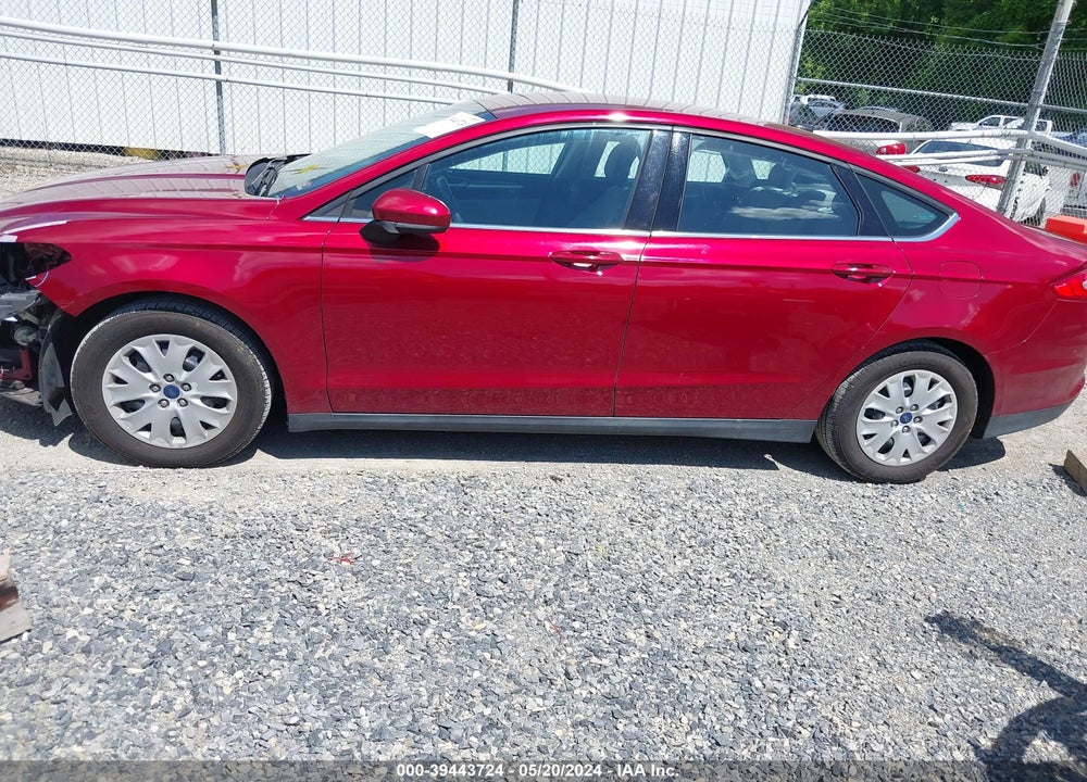 2014 FORD FUSION S VIN: 1FA6P0G74E5401589