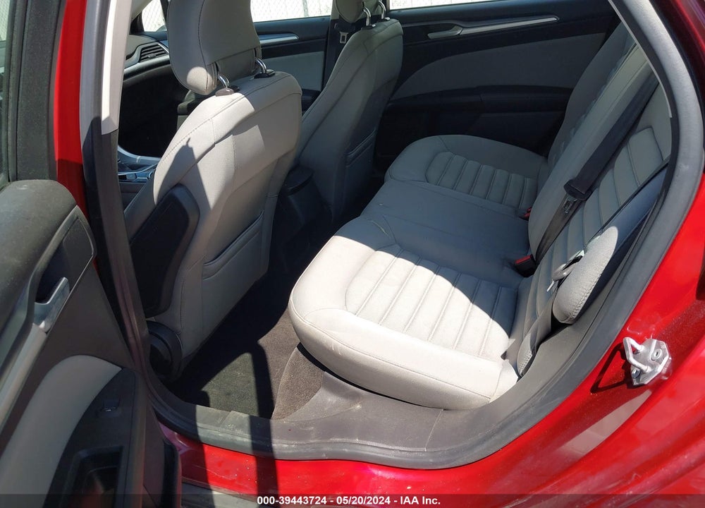 2014 FORD FUSION S VIN: 1FA6P0G74E5401589