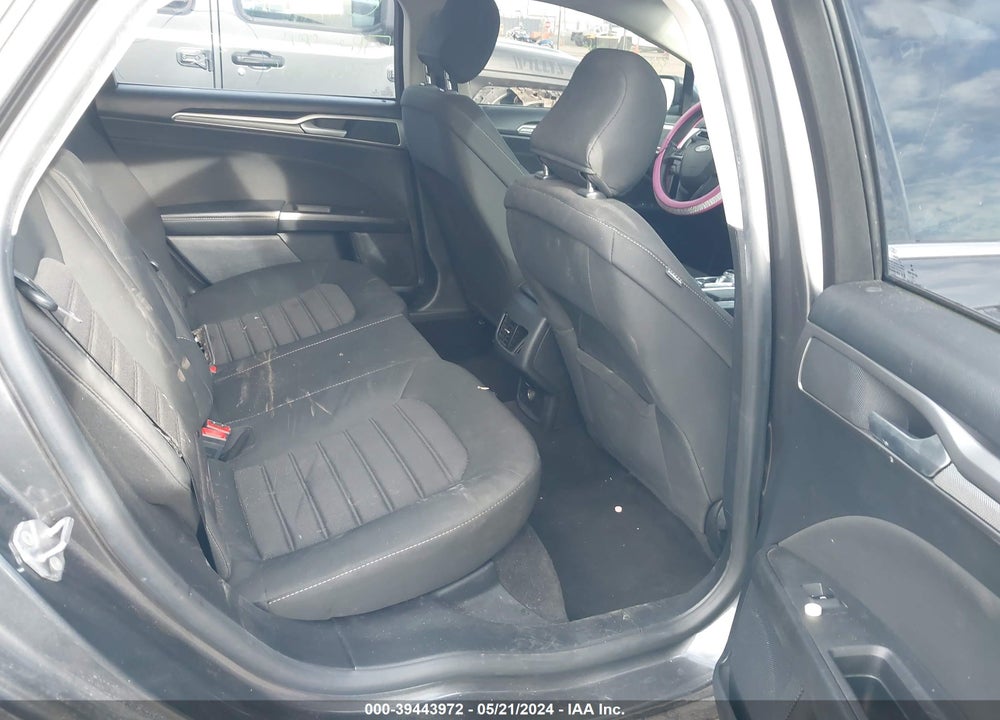 2020 FORD FUSION SE VIN: 3FA6P0HD1LR122258
