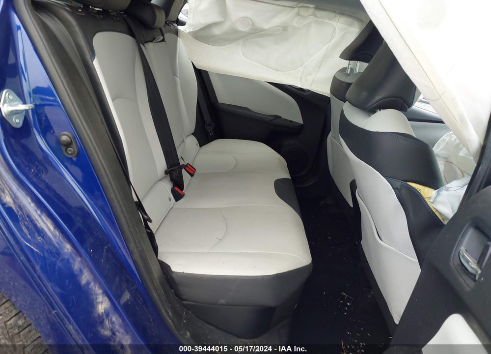 2017 TOYOTA PRIUS FOUR TOURING VIN: JTDKARFU8H3050868