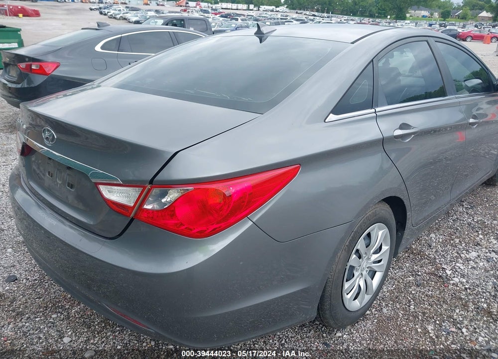 2013 HYUNDAI SONATA GLS VIN: 5NPEB4AC5DH559987