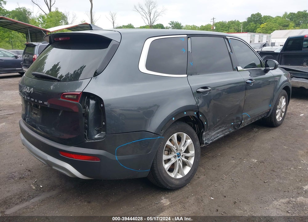 2022 KIA TELLURIDE LX VIN: 5XYP2DHC0NG262648