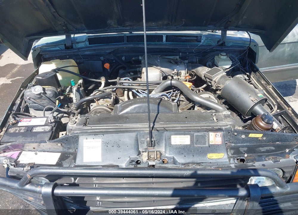 1988 LAND ROVER RANGE ROVER VIN: SALHV1146JA316521