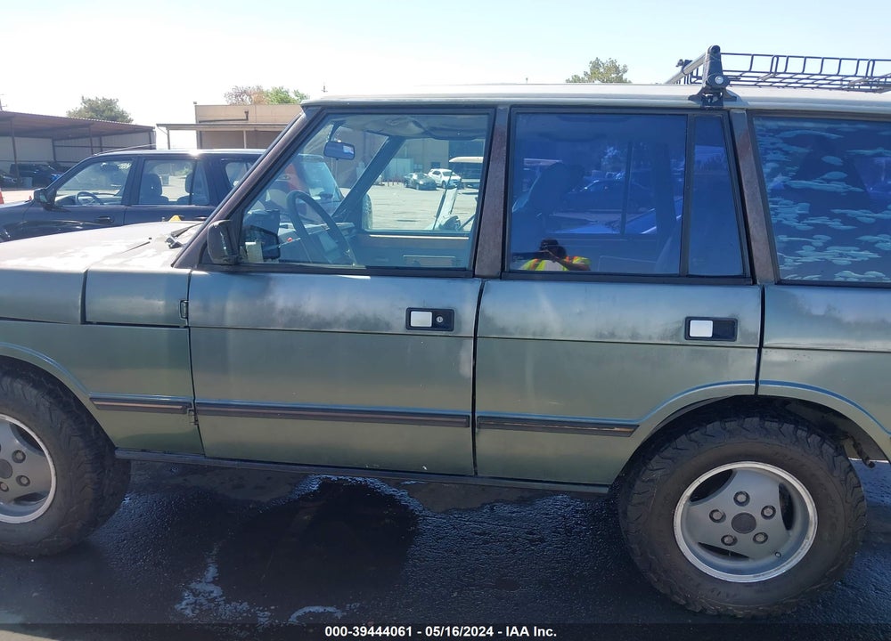 1988 LAND ROVER RANGE ROVER VIN: SALHV1146JA316521