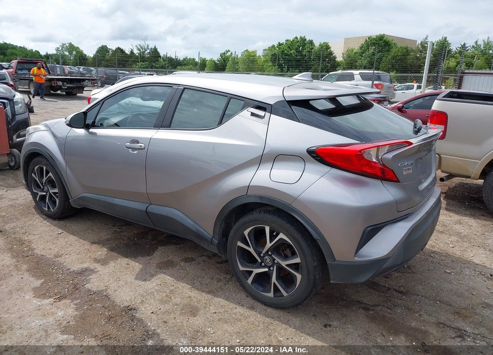 2018 TOYOTA C-HR XLE PREMIUM VIN: NMTKHMBX9JR035880