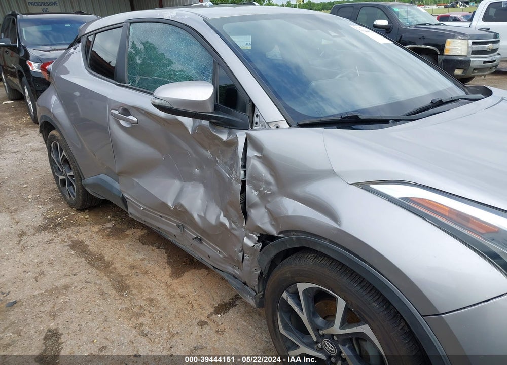 2018 TOYOTA C-HR XLE PREMIUM VIN: NMTKHMBX9JR035880