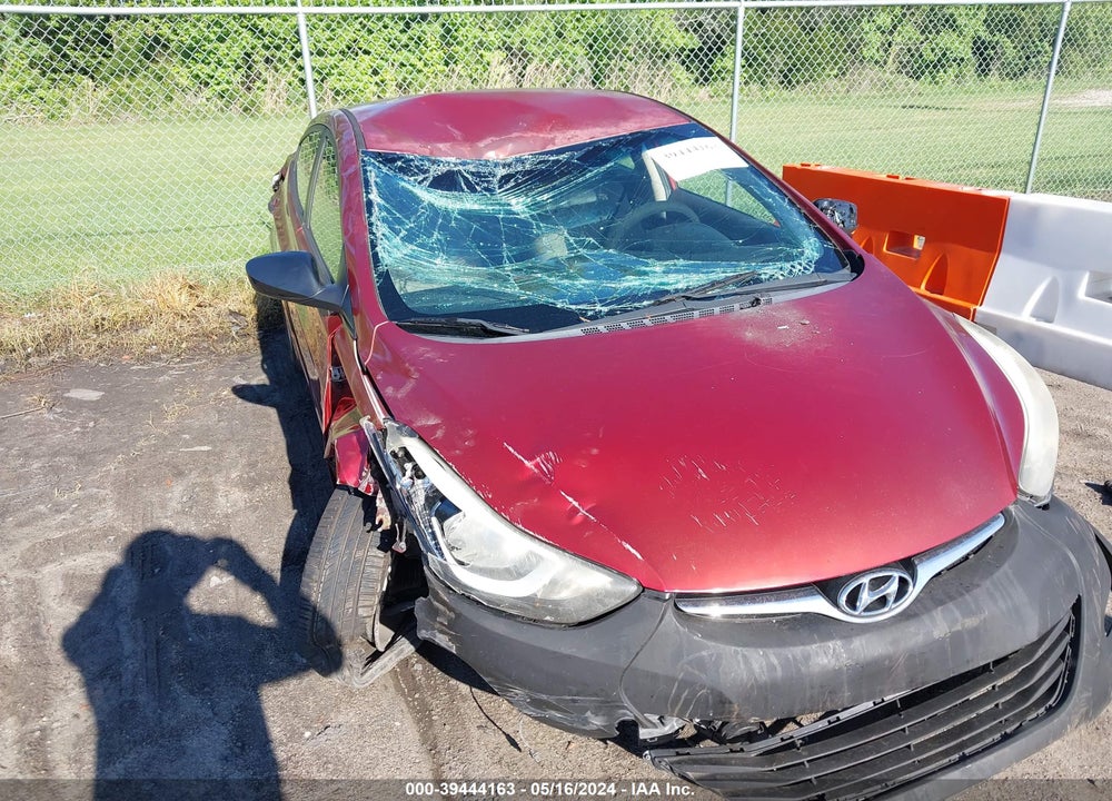 2016 HYUNDAI ELANTRA SE VIN: 5NPDH4AE2GH760164