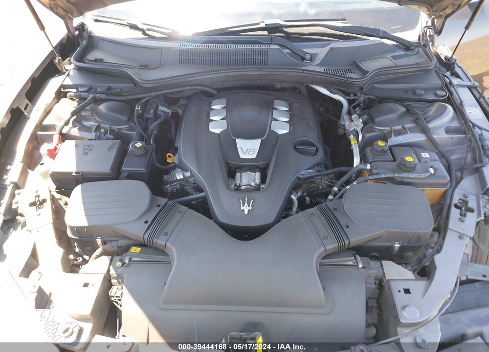 2014 MASERATI GHIBLI VIN: ZAM57XSA2E1105569