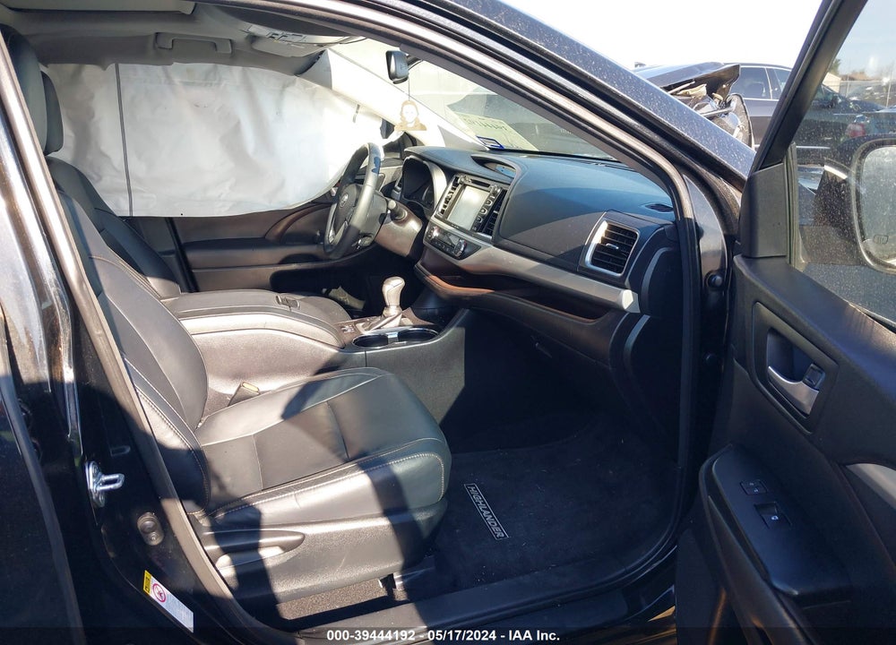 2016 TOYOTA HIGHLANDER XLE V6 VIN: 5TDKKRFHXGS501635