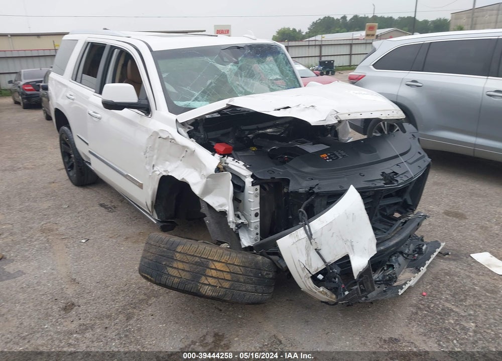 2016 CADILLAC ESCALADE PLATINUM VIN: 1GYS3DKJ0GR147206