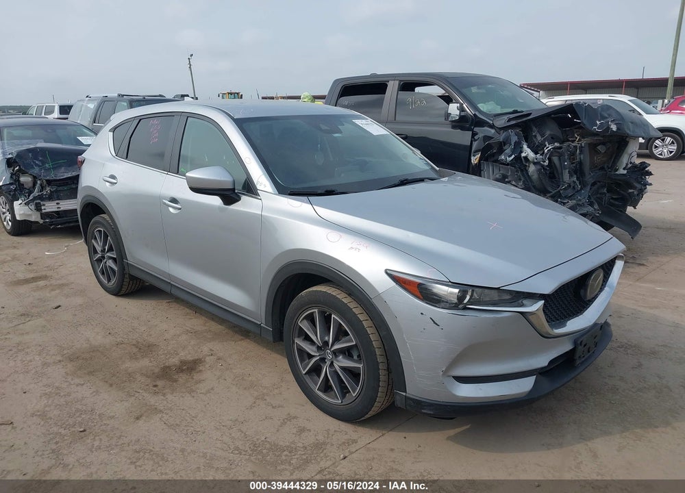 2018 MAZDA CX-5 TOURING VIN: JM3KFBCM2J0345864