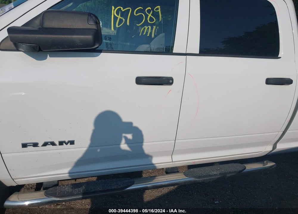 2019 RAM 2500 TRADESMAN 4X4 8' BOX VIN: 3C6UR5HJXKG590683