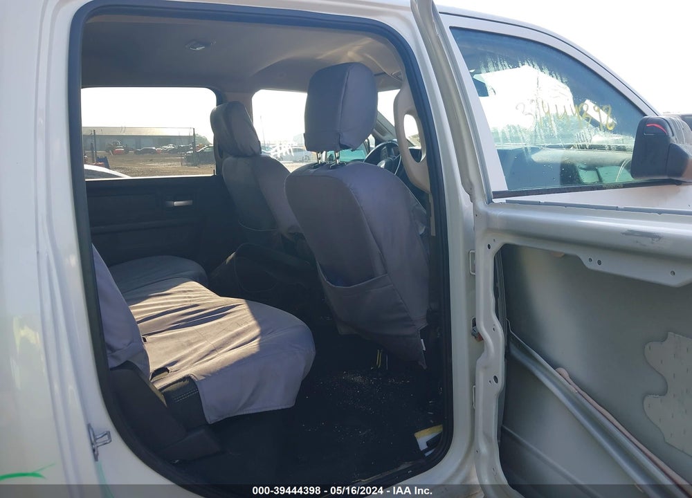 2019 RAM 2500 TRADESMAN 4X4 8' BOX VIN: 3C6UR5HJXKG590683