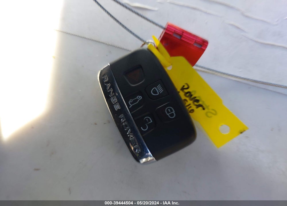 2018 LAND ROVER RANGE ROVER VELAR P250 SE R-DYNAMIC VIN: SALYL2RX0JA713507