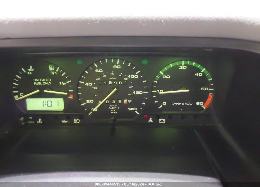 1993 VOLKSWAGEN EUROVAN MV VIN: WV2MC0704PH049682