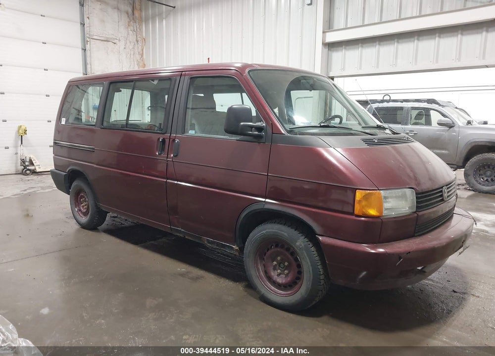 1993 VOLKSWAGEN EUROVAN MV VIN: WV2MC0704PH049682
