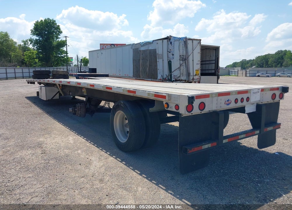 2019 UTILITY TRAILER MFG TRAILER VIN: 1UYFS2483K5496838