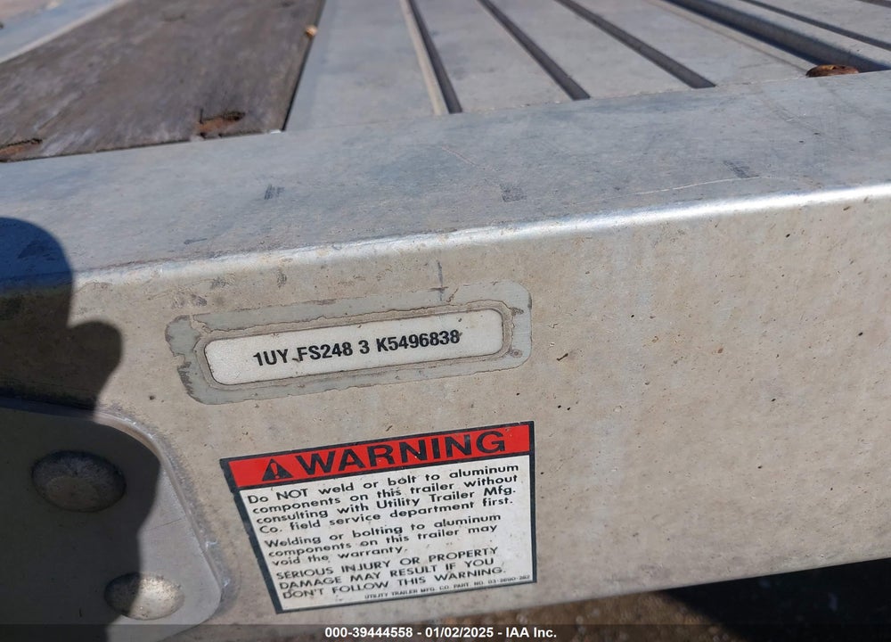 2019 UTILITY TRAILER MFG TRAILER VIN: 1UYFS2483K5496838