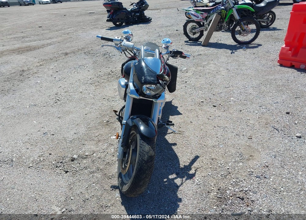 2013 SUZUKI VZ800 VIN: JS1VS56A4D2100961