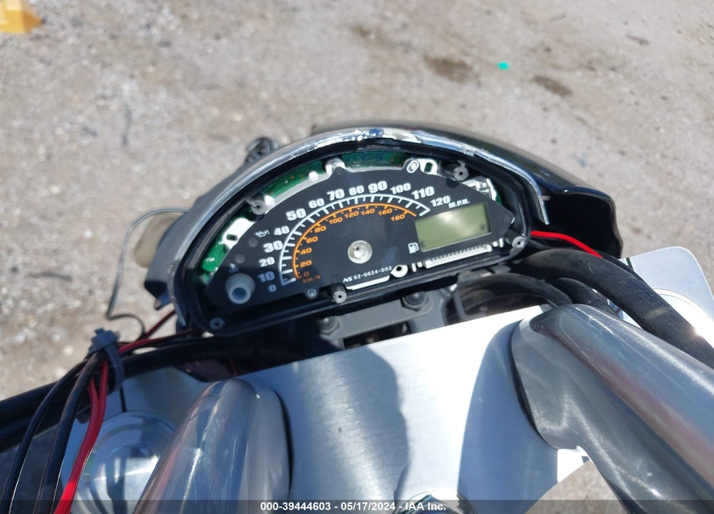 2013 SUZUKI VZ800 VIN: JS1VS56A4D2100961