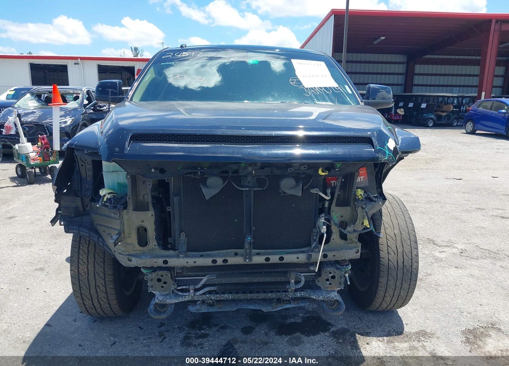 2019 TOYOTA TUNDRA LIMITED 5.7L V8 VIN: 5TFHY5F15KX818424