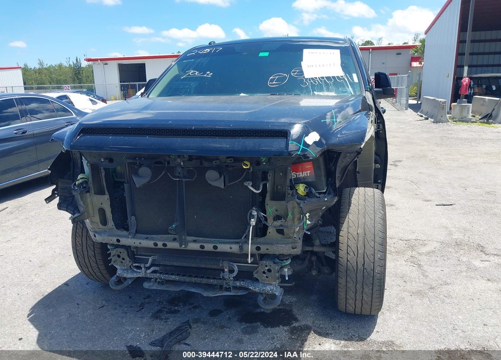 2019 TOYOTA TUNDRA LIMITED 5.7L V8 VIN: 5TFHY5F15KX818424