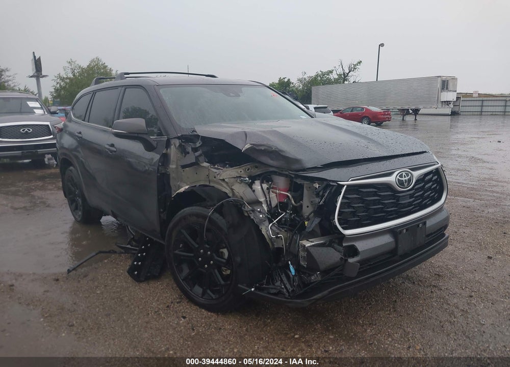 2023 TOYOTA HIGHLANDER LE VIN: 5TDKDRAH3PS024189