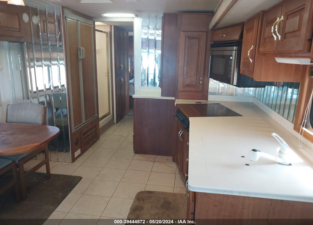 1999 COUNTRYT COACH ALLURE VIN: 4U7A5DJ11X1100847