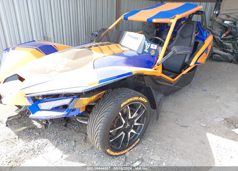 2021 POLARIS SLINGSHOT R/LE VIN: 57XAARHB6M8143478