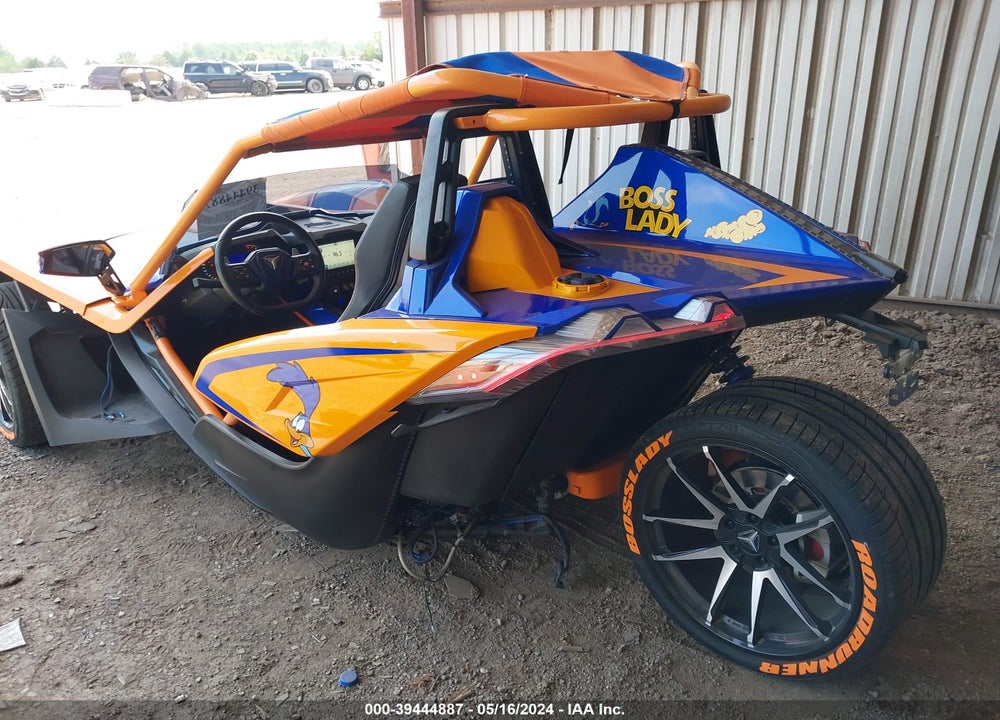 2021 POLARIS SLINGSHOT R/LE VIN: 57XAARHB6M8143478