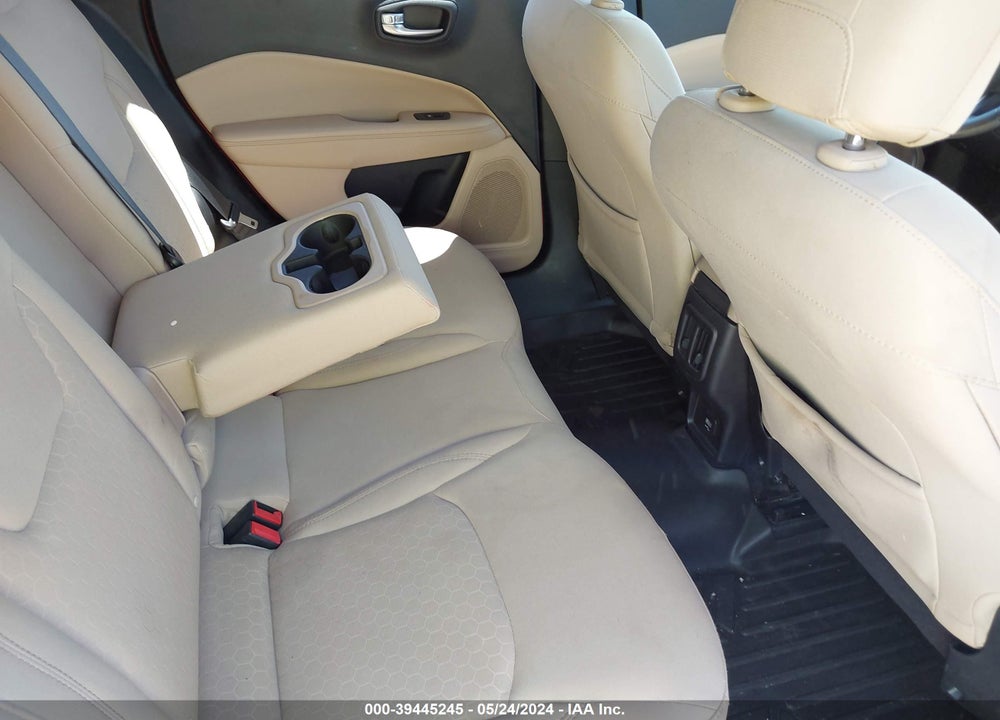 2018 JEEP COMPASS SPORT 4X4 VIN: 3C4NJDAB3JT127100