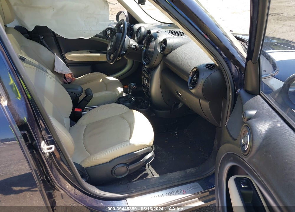 2015 MINI COUNTRYMAN COOPER S VIN: WMWZC3C51FWT05291
