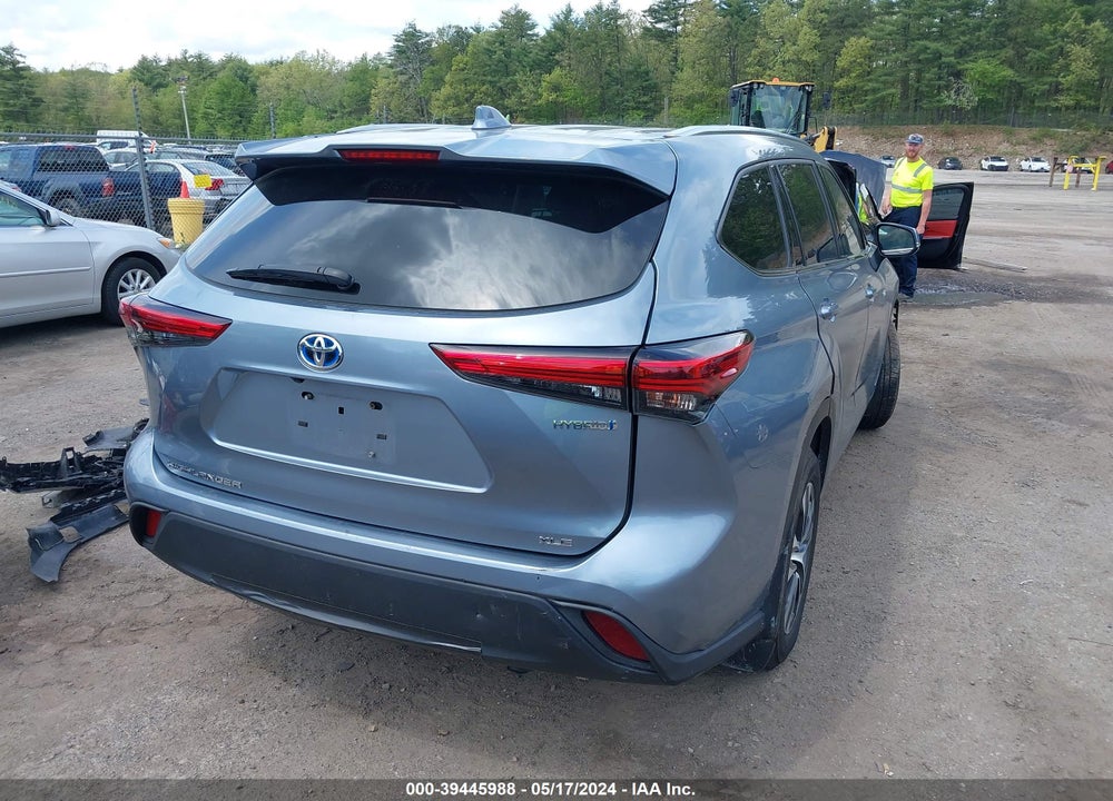 2021 TOYOTA HIGHLANDER HYBRID XLE VIN: 5TDHBRCH4MS065813
