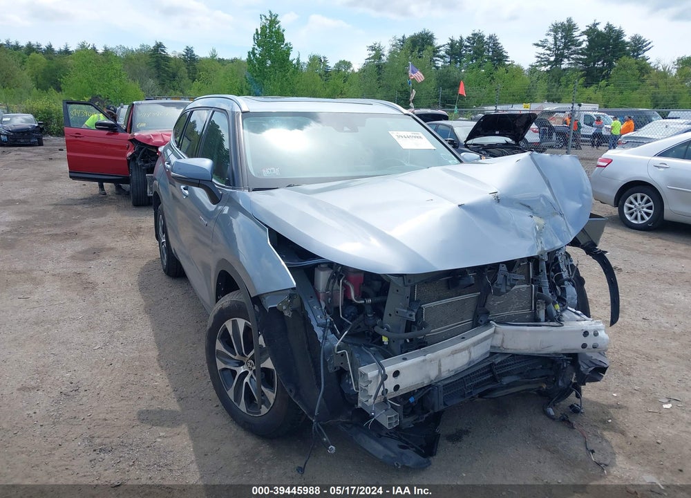 2021 TOYOTA HIGHLANDER HYBRID XLE VIN: 5TDHBRCH4MS065813