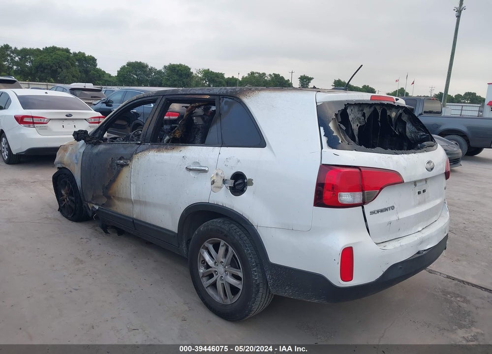 2014 KIA SORENTO LX VIN: 5XYKT3A65EG542829