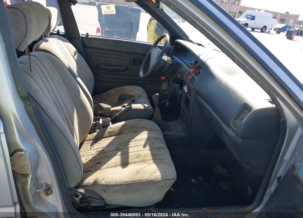 1991 TOYOTA COROLLA VIN: 1NXAE91A7MZ194733