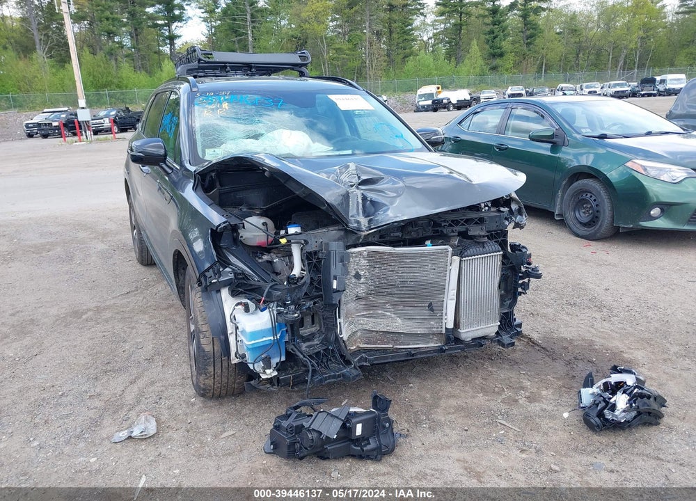 2021 KIA SORENTO EX VIN: 5XYRHDLF7MG063619