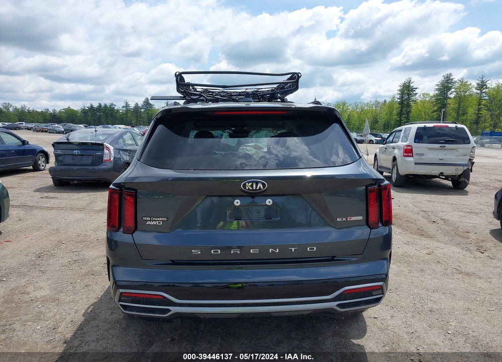 2021 KIA SORENTO EX VIN: 5XYRHDLF7MG063619