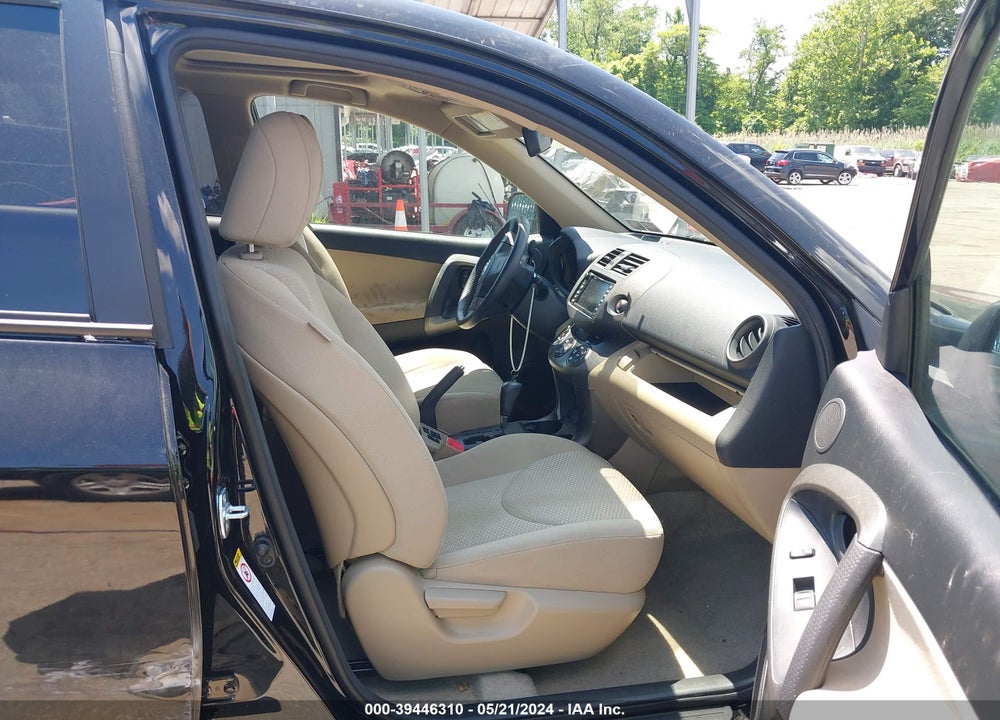 2011 TOYOTA RAV4 LIMITED V6 VIN: JTMEK4DV0B5104488