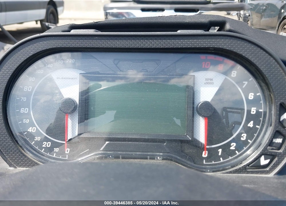 2020 POLARIS SLINGSHOT VIN: 57XAARHB1L8136601