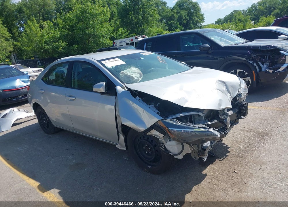 2018 TOYOTA COROLLA LE VIN: 5YFBURHE3JP751599